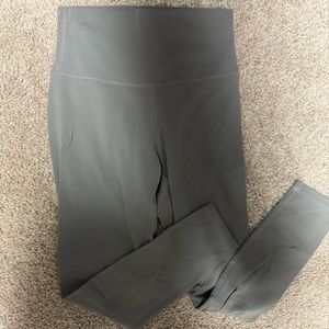 Light grey NVGTN Signature leggings